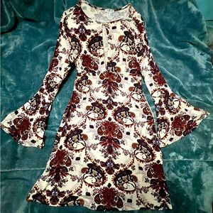 Cute fall bohemian knee length dress. Never been worn